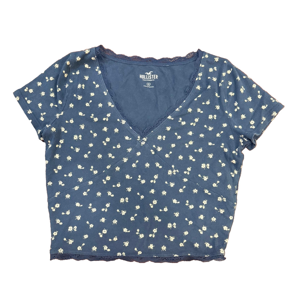 Hollister Baby Tee Size M Must-Have Collection Blue Floral Crop Top